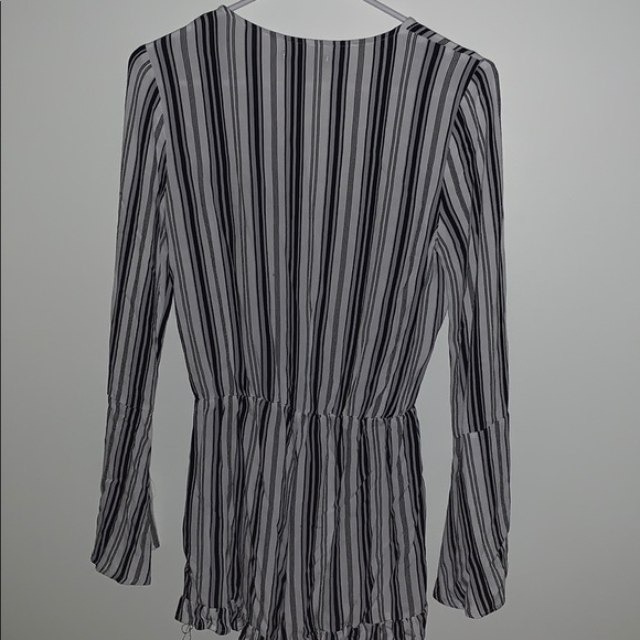 Kendall & Kylie PACSUN striped romper - Picture 3 of 5